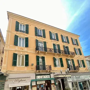 hotel-eletto.hotelitalianriviera.com/