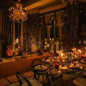 The Hotel Venezia