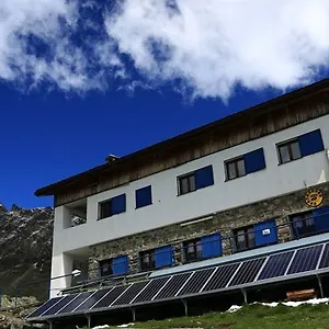 Rifugio Roberto Bignami Hotel Caspoggio